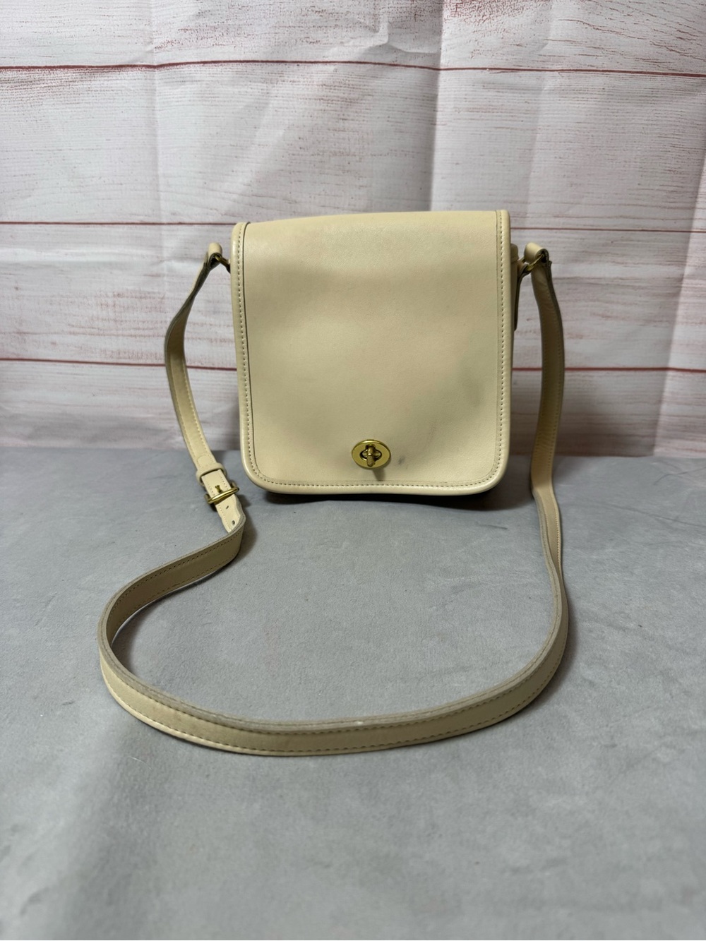 Coach 9076 Bag Vintage Companion Flap Purse Bone White Leather Crossbody